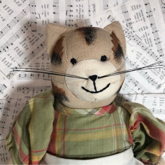 Mrs Fluffy 100% Cotton Cat Anthropomorphic Child’s Plush Cuddly Security Toy - Picture 2 of 9